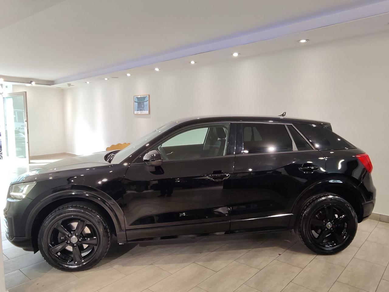 AUDI Q2 1.6 DIESEL TOTAL BLACK 80.000KM