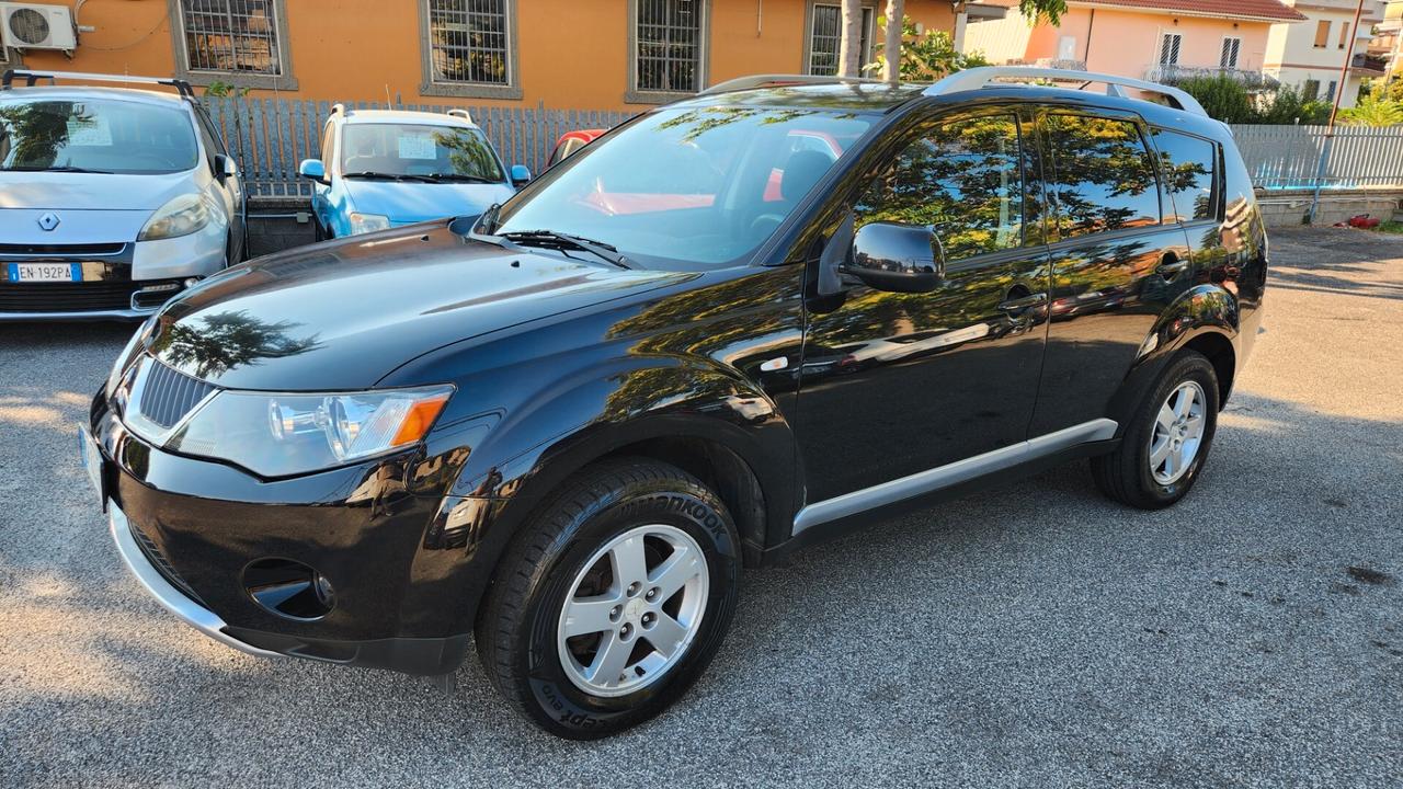 Mitsubishi Outlander 2.0 DI-D Intense DPF