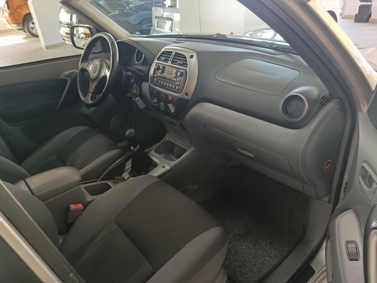 Toyota RAV 4 RAV4 2.0 Tdi D-4D cat 5 porte