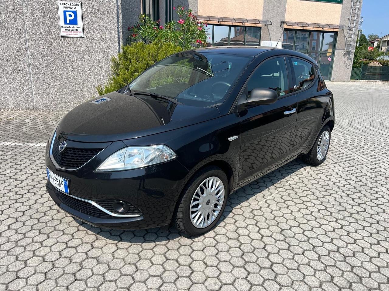 Lancia Ypsilon 1.2 69 CV 5 porte GPL Ecochic Unyca