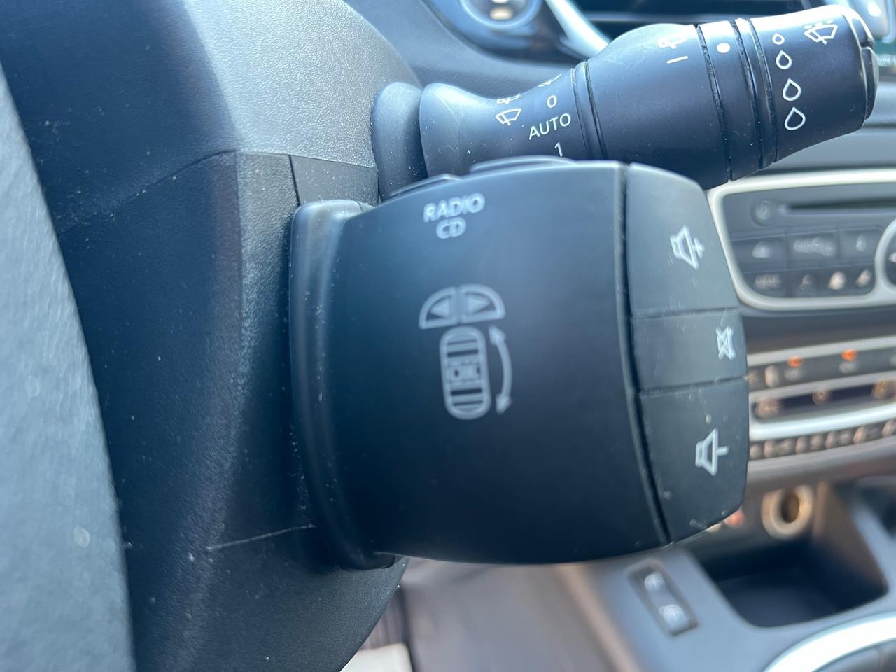 Renault Scenic 1.5 dCi 7 posti 110 CV