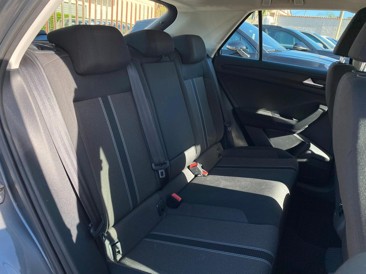 Volkswagen T-Roc Business 1.6 TDI 116CV