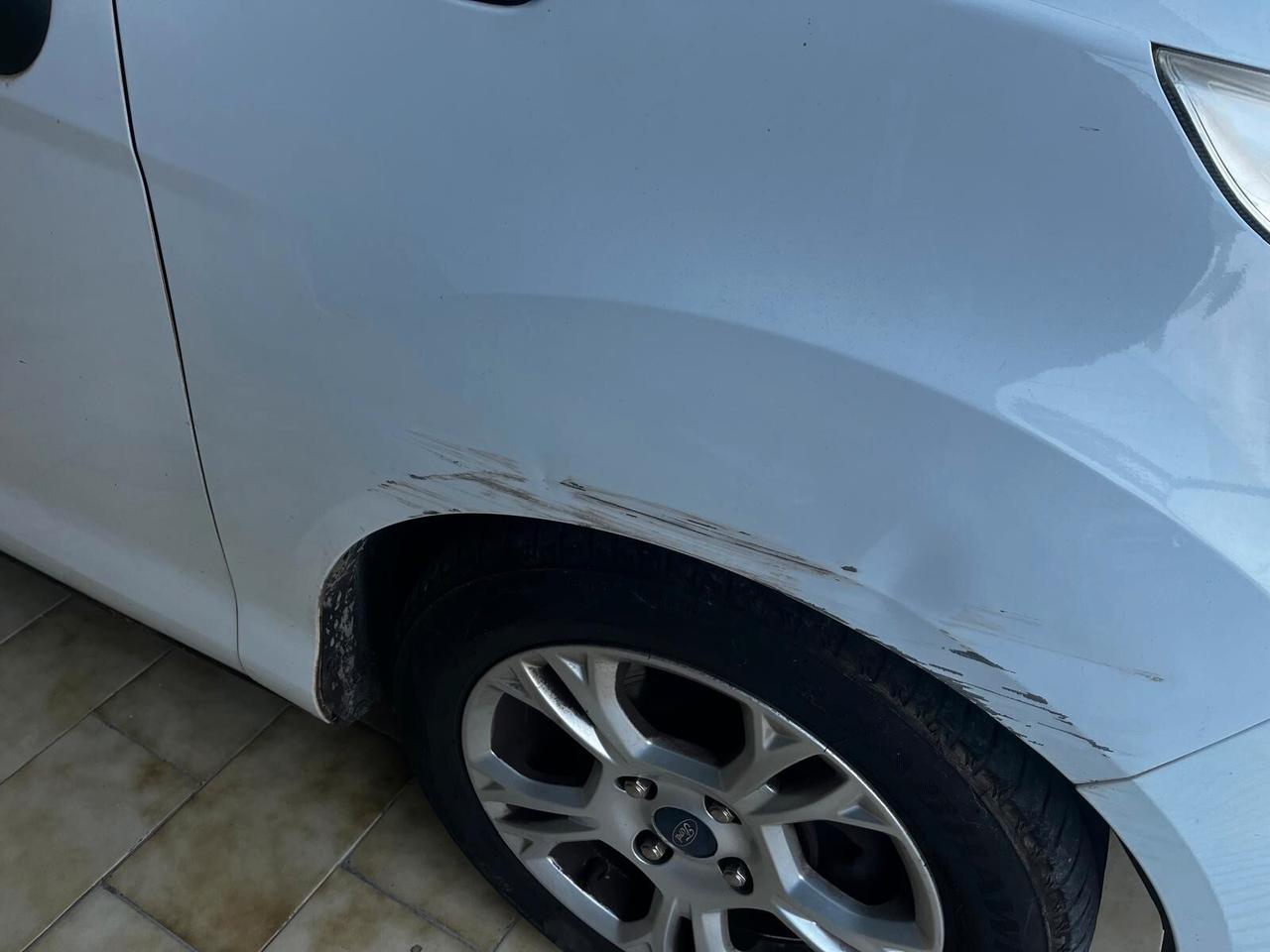 Ford B-Max 1.5 TDCi 75 CV Titanium