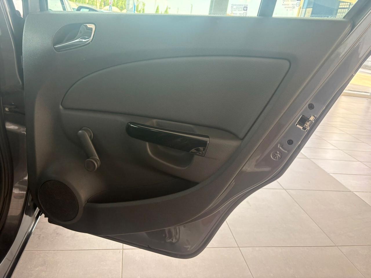 Opel Corsa 1.2 5 porte Edition