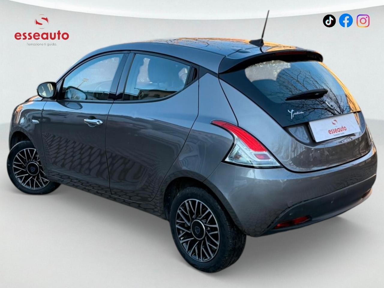 Lancia Ypsilon 1.0 FireFly 5 porte S&S Hybrid Gold - PROMO MAGGIO!