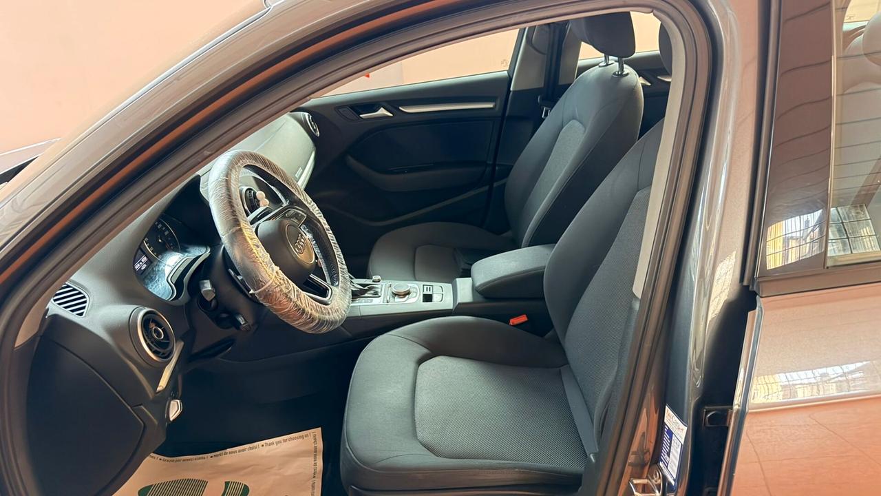 Audi A3 SPB 1.6 TDI S tronic Business