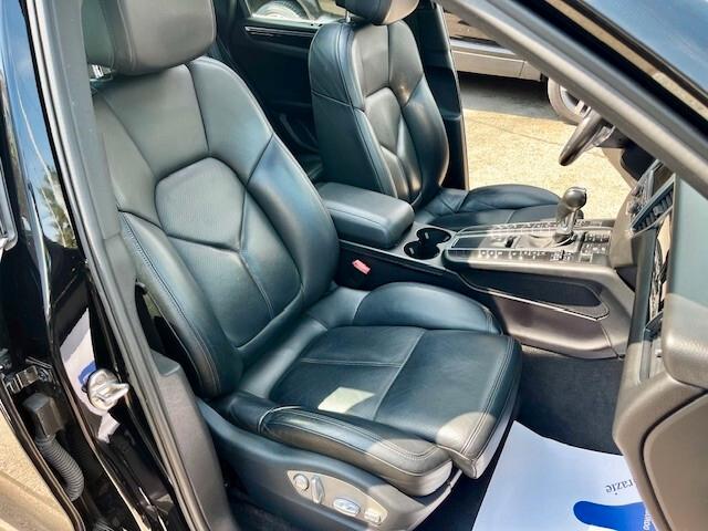 Porsche Macan 3.0d S 258cv pdk "TETTO APRBILE/VAVI/ BLUET.