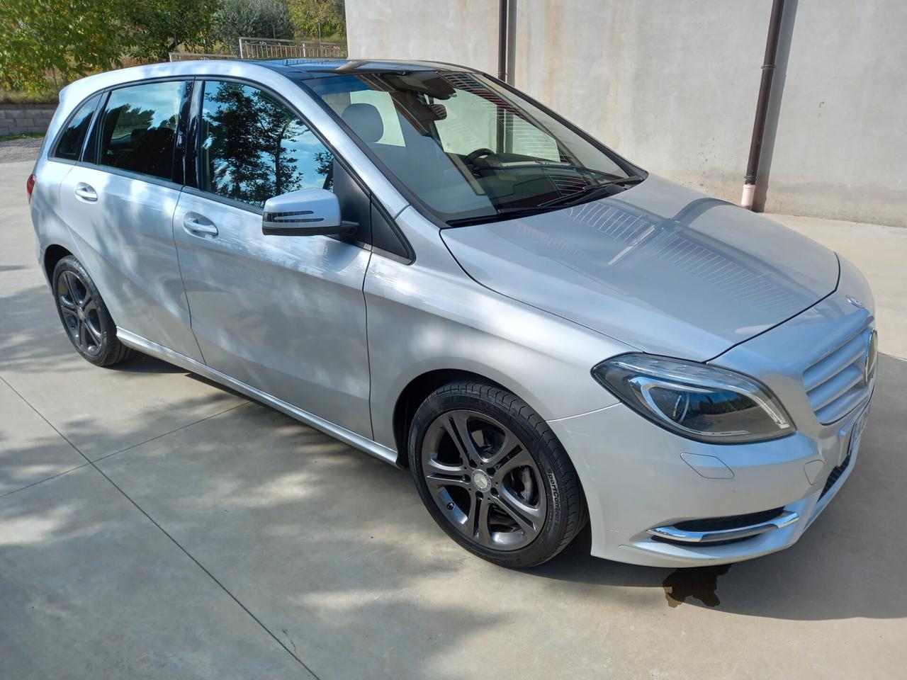 Mercedes-benz B 180 CDI Executive TETTO APRIBILE