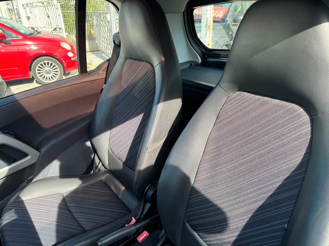 Smart ForTwo 1.0 MHD PULSE 2012