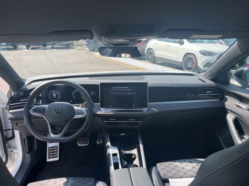 Volkswagen Passat 1.5 TSI EHYBRID R-LINE 272CV DSG