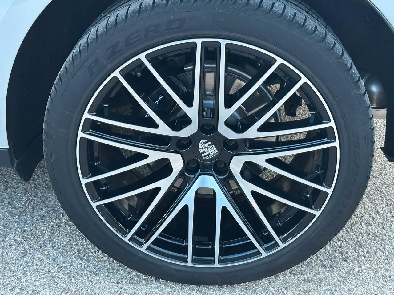 PORSCHE MACAN 2.0 265CV PDK - PANO - C21" - BOOK SERVICE