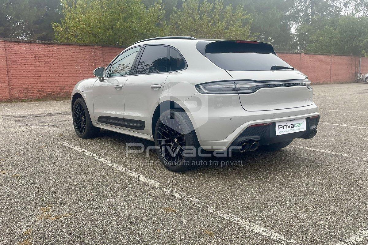 PORSCHE Macan 2.0