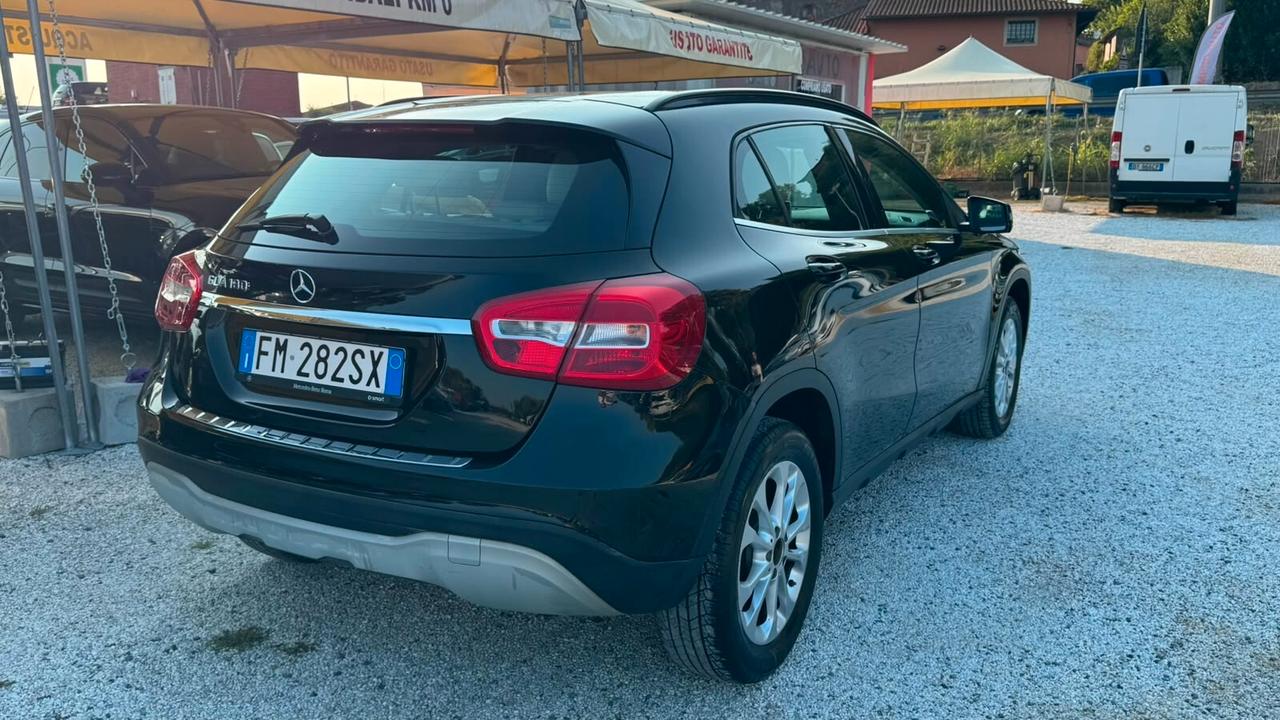 Mercedes-benz GLA 180 Premium