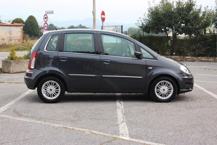 Lancia MUSA 1.3 Multijet 16V 90 CV Oro Plus 95.000KM ESTETICA DA VETRINA CLIMATIZZATA
