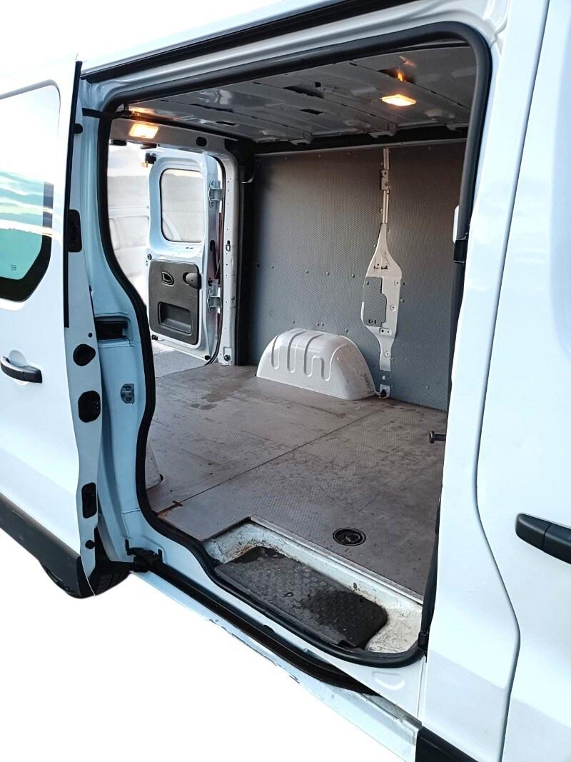 FIAT Talento (2016-2022) Talento 1.6 TwinTurbo ...