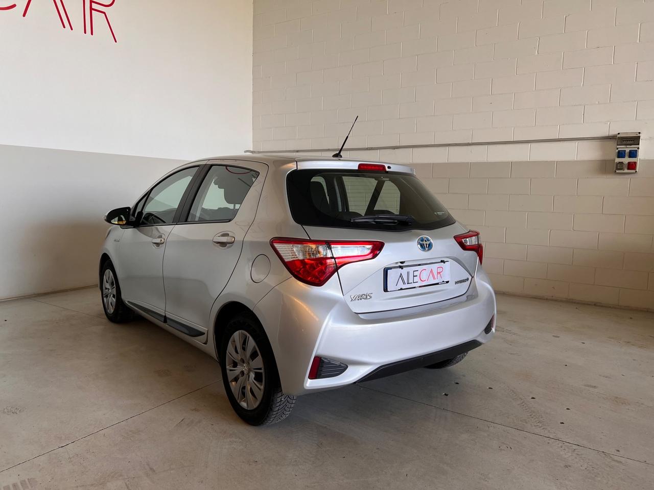 Toyota Yaris 1.5 Hybrid 5 porte Active