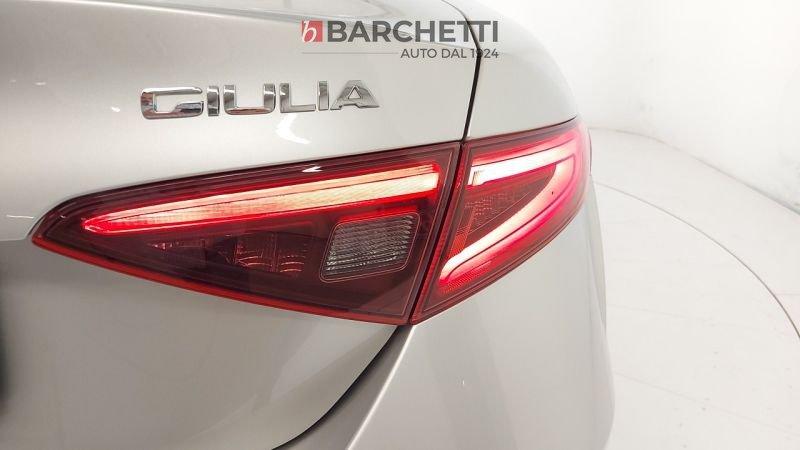Alfa Romeo Giulia SUPER 2.2 TURBO AT8 180CV