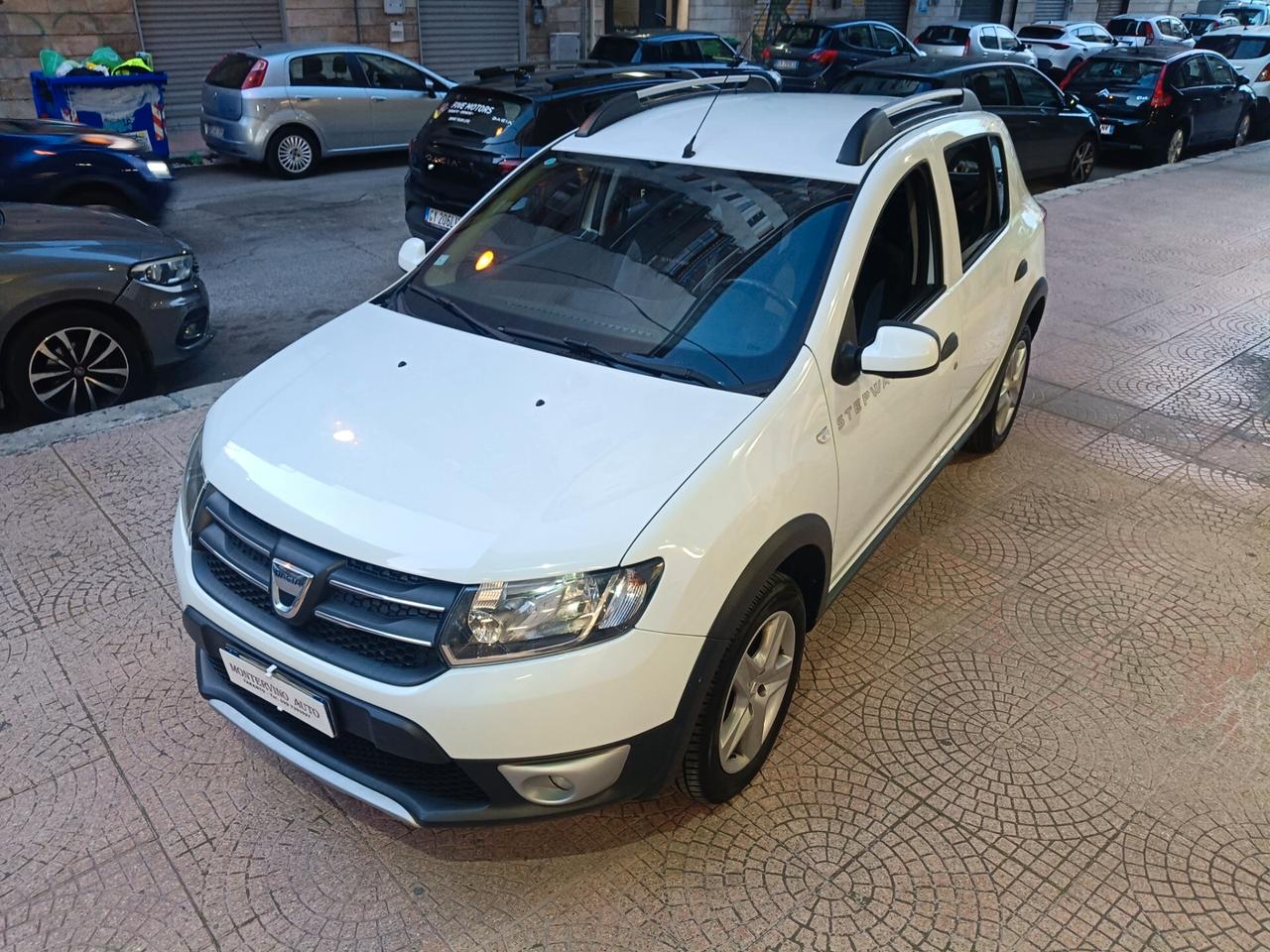 Dacia Sandero Stepway 1.5 dCi 90CV-UNIPRO-Euro8200