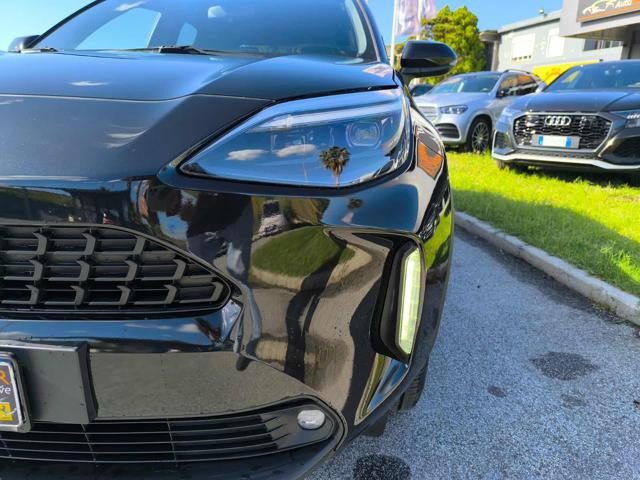 TOYOTA Yaris Cross 1.5 Hybrid 5p. E-CVT AWD-i Business