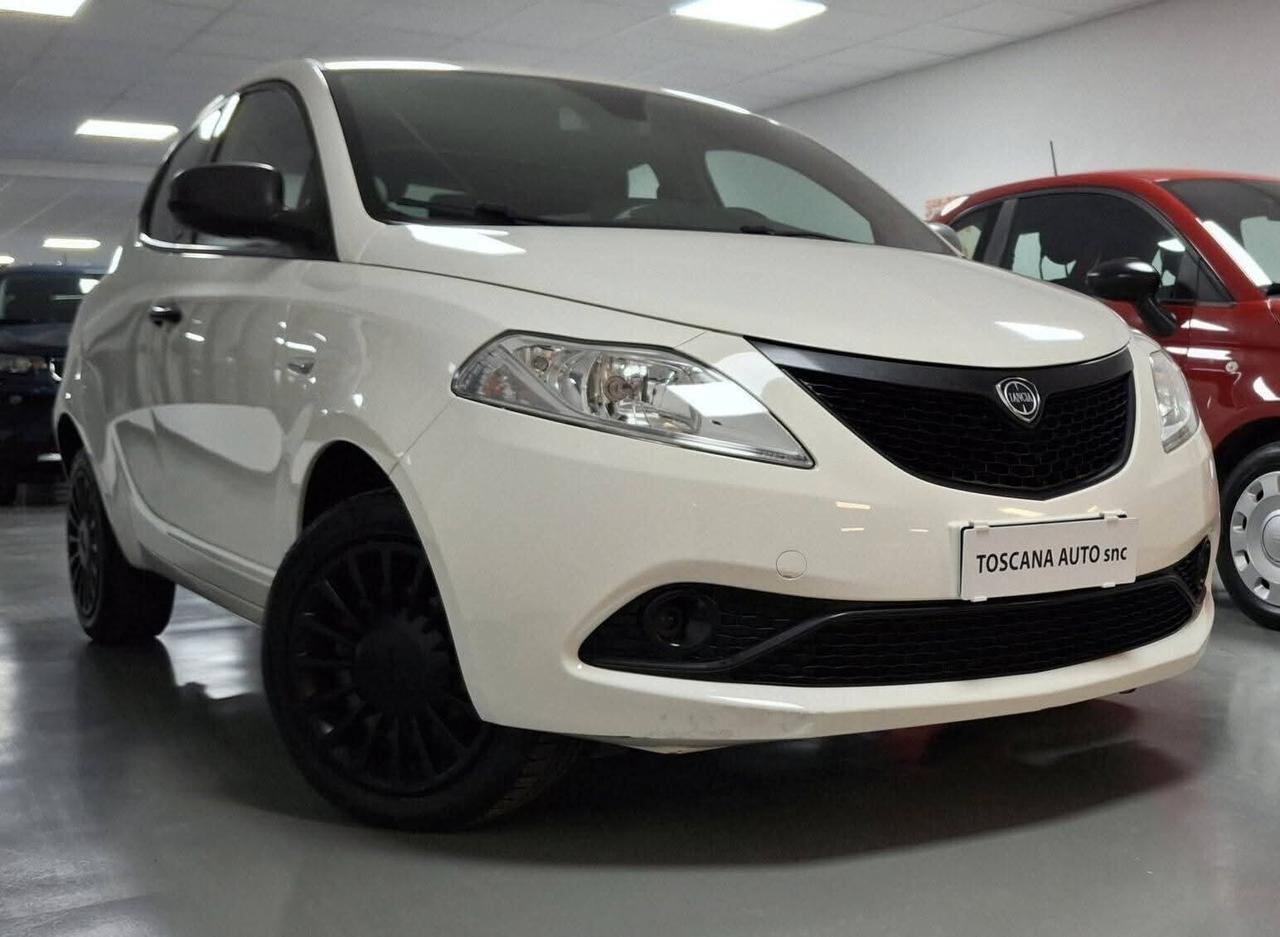 Lancia Ypsilon 1.2 69 CV 5 porte S&S Gold