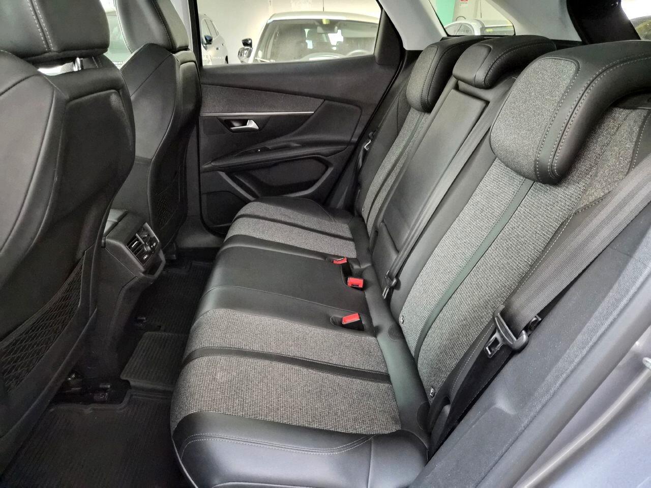 Peugeot 3008 Allure 1.2 Full Optional 130cv