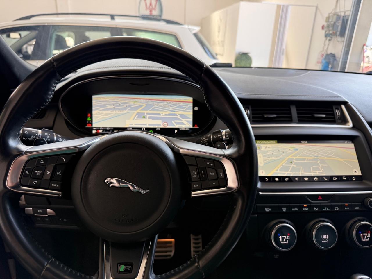 Jaguar E-Pace 2.0D 240 CV AWD aut. R-Dynamic HSE