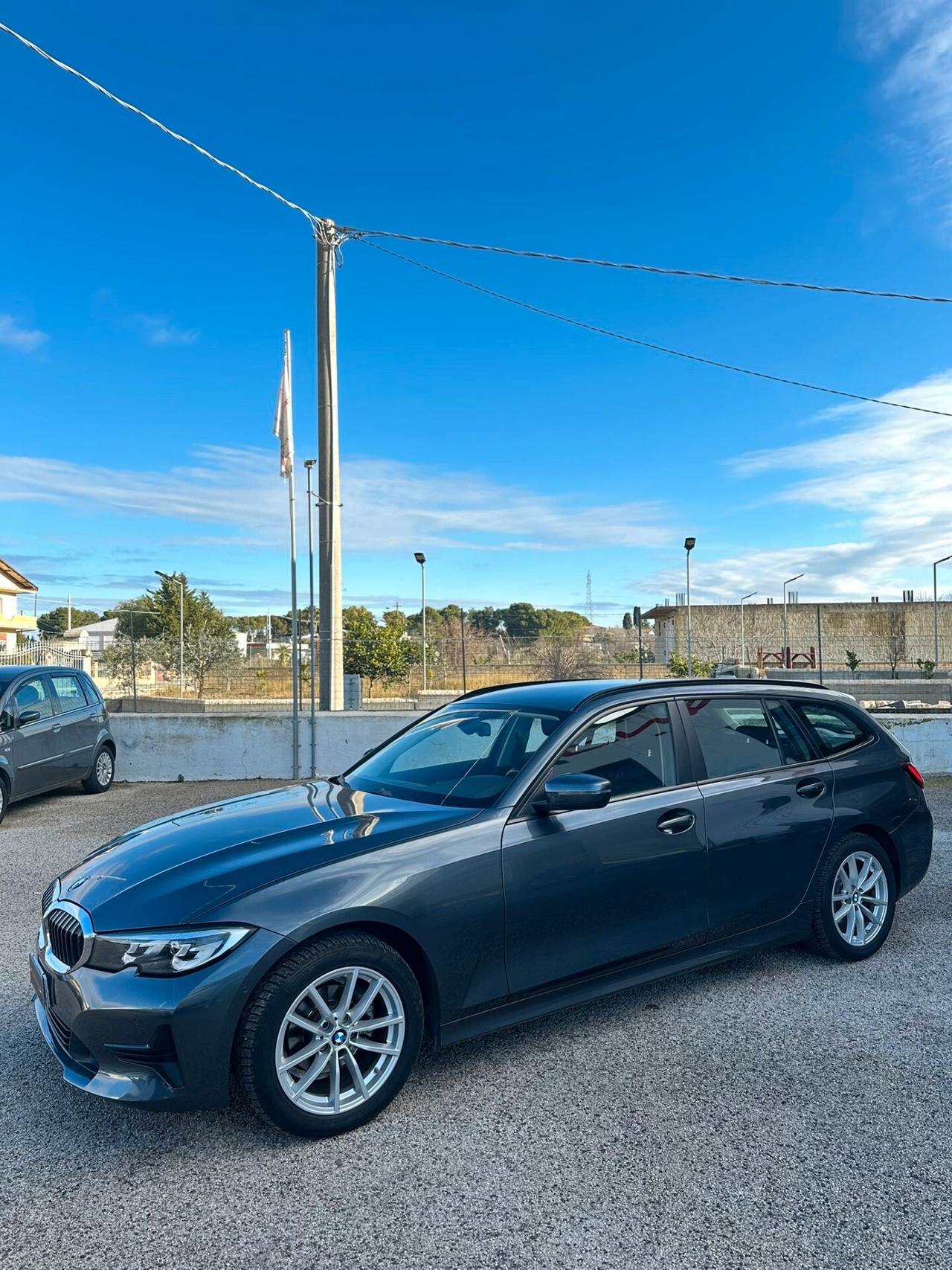 Bmw 318d 48V Touring Sport