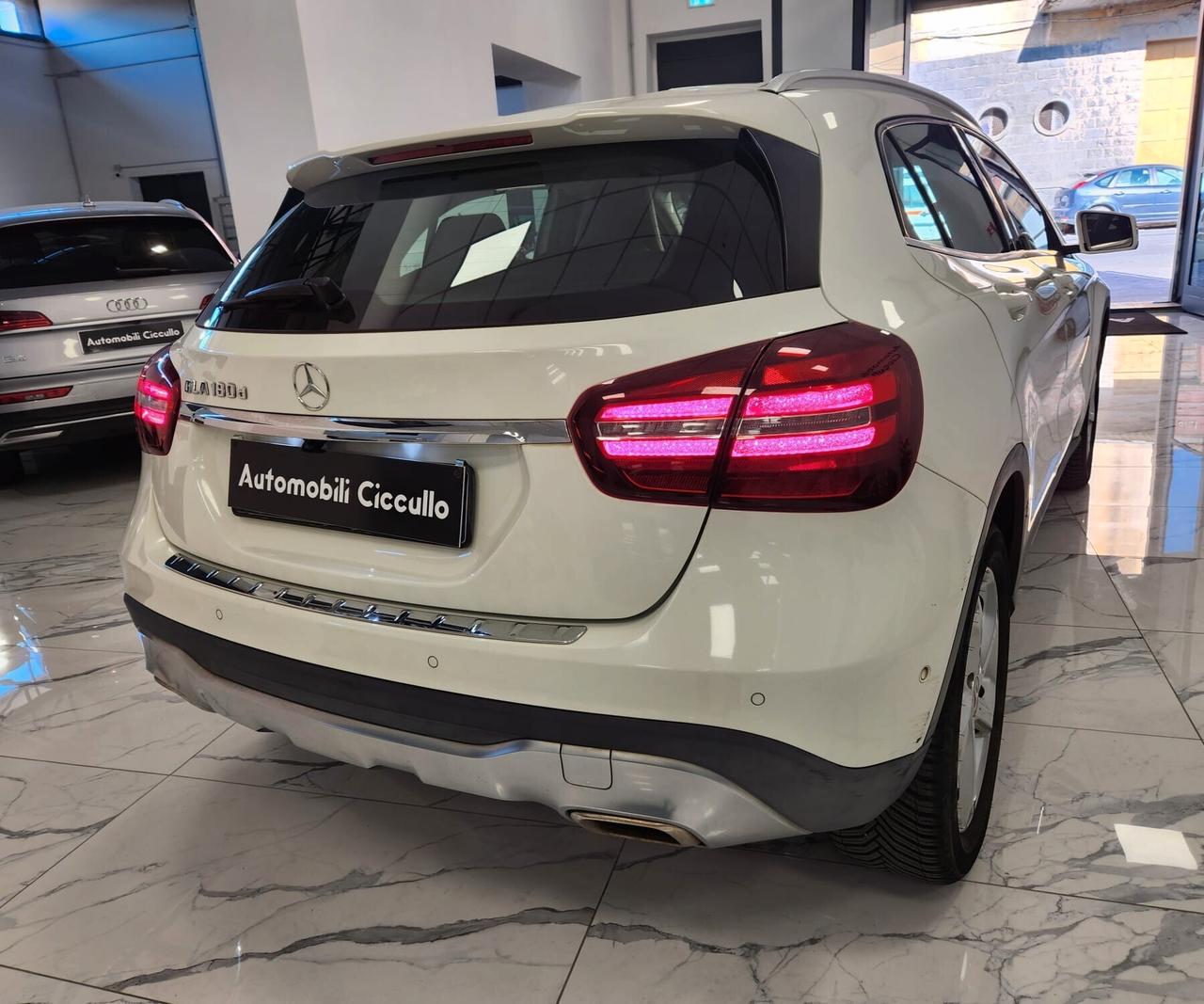 Mercedes-benz GLA 180 d Premium