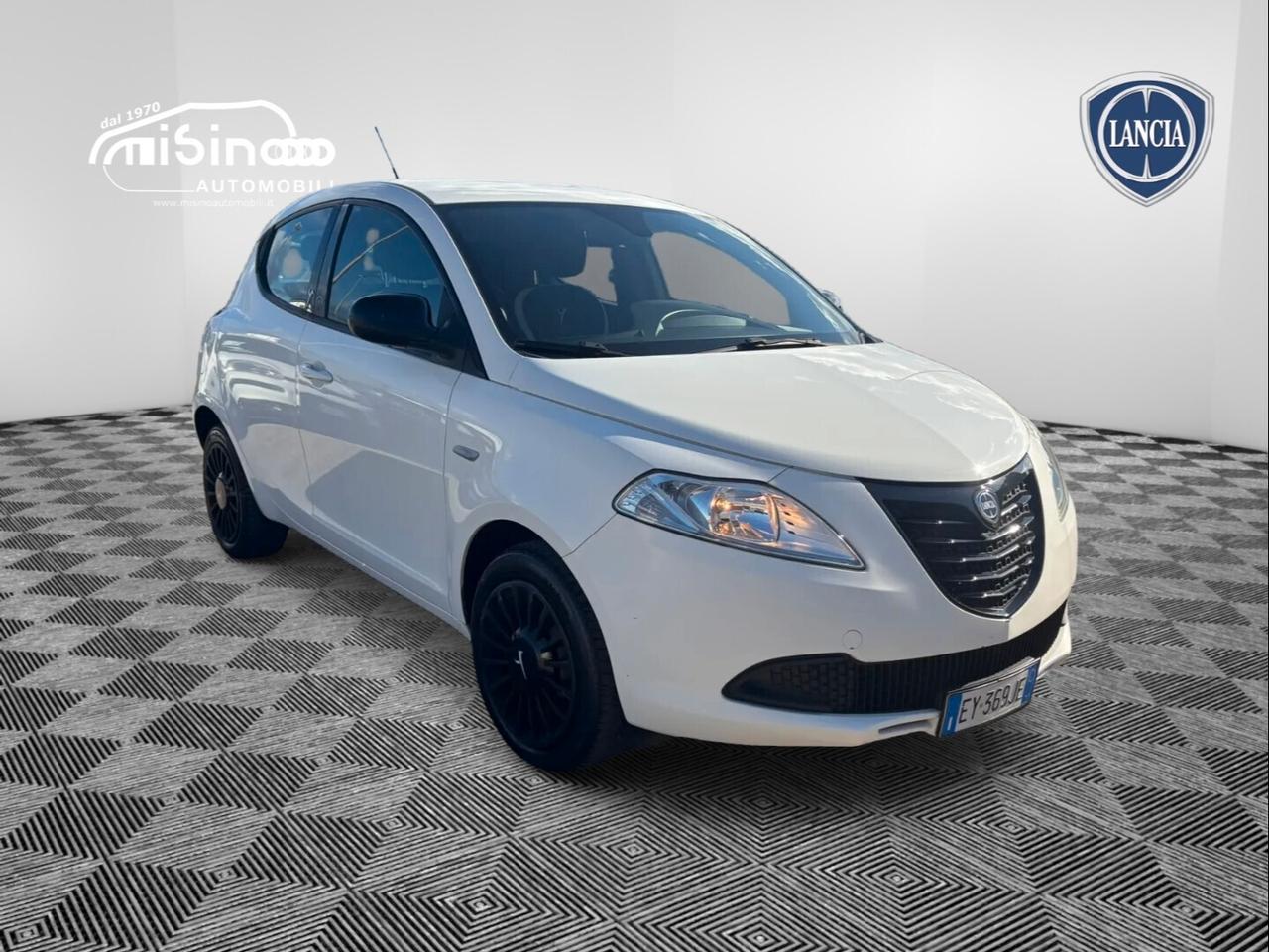 Lancia Ypsilon 5 porte - 2015