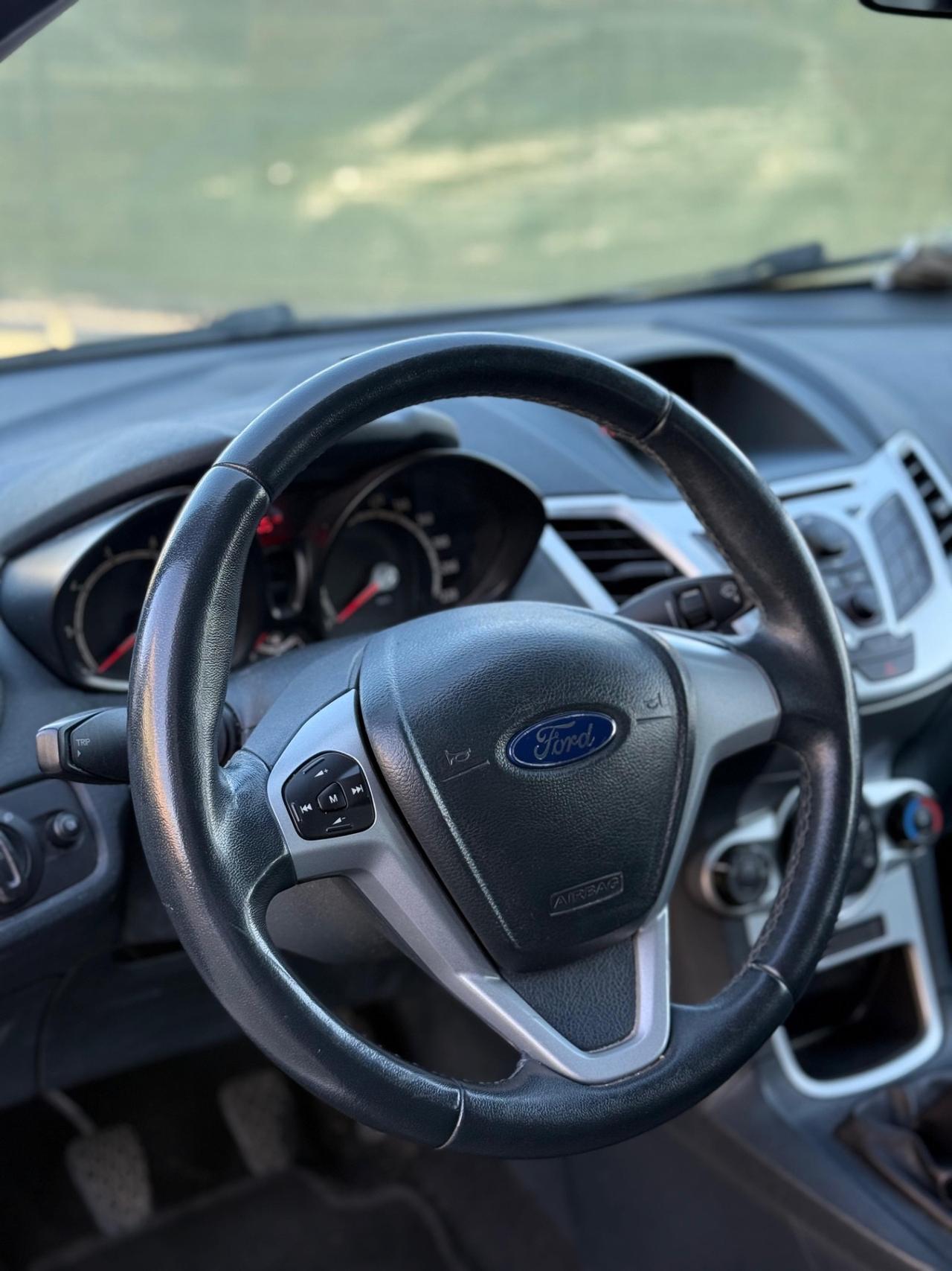 Ford Fiesta 1.2 benzina anno 2012