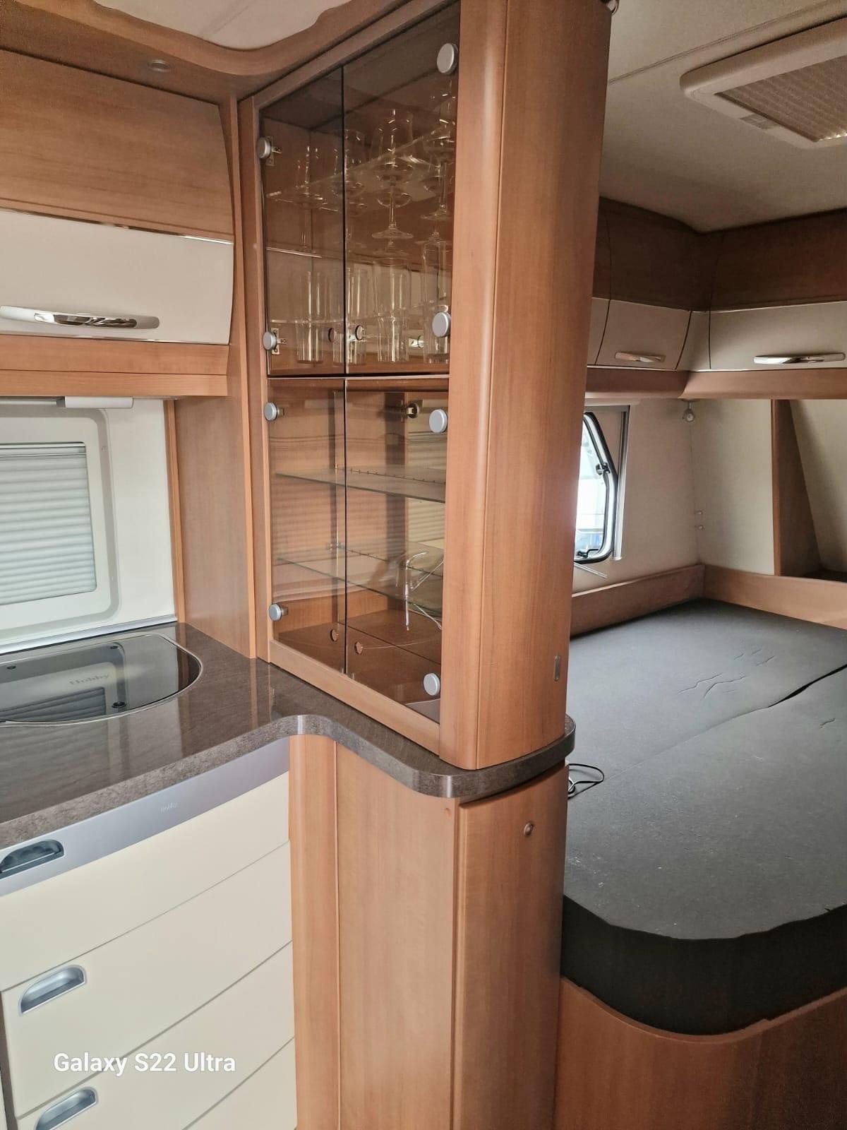 Hobby la Vita Caravan del 2010 in saldo 695