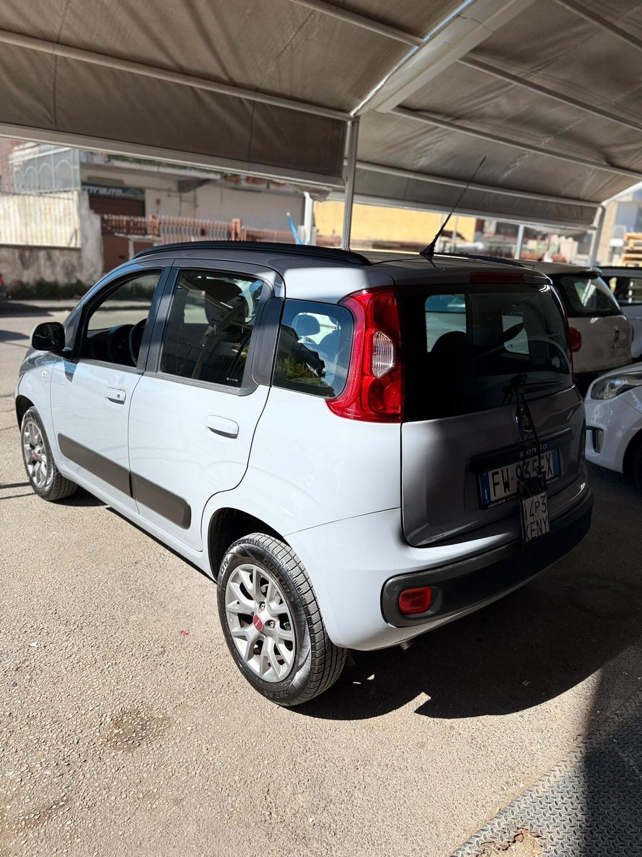 Fiat Panda 0.9 TwinAir Turbo Natural Power Lounge