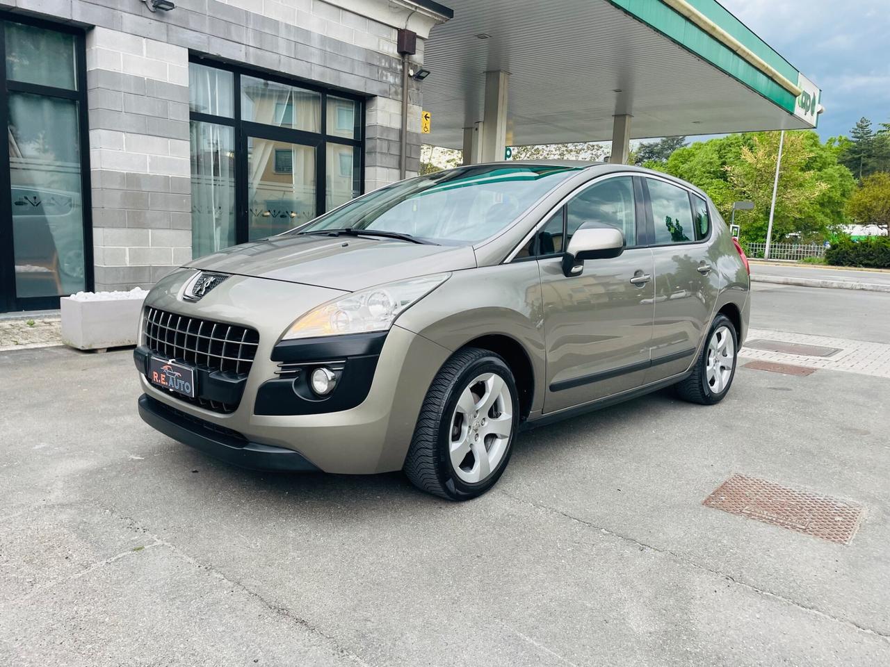 Peugeot 3008 1.6 HDi 115CV Business