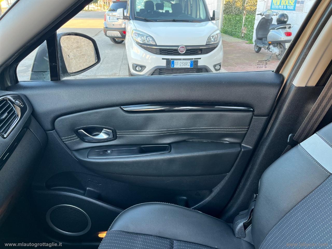 RENAULT Scénic X-Mod 1.5 dCi 110 CV Luxe