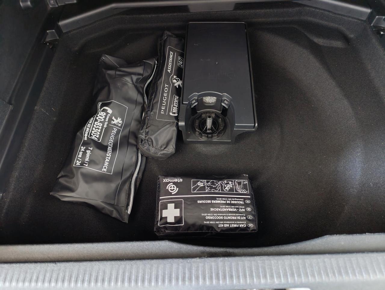 Peugeot 3008 3008 1.6 bluehdi Active s&s 120cv