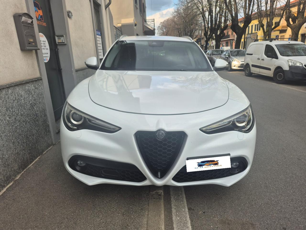 Alfa Romeo Stelvio 2.2 Turbodiesel 180 CV AT8 RWD Business