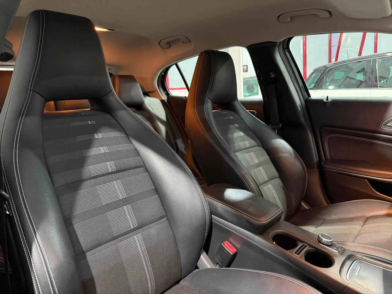 Mercedes GLA 220 4Matic 170cv CDI Sport 2018