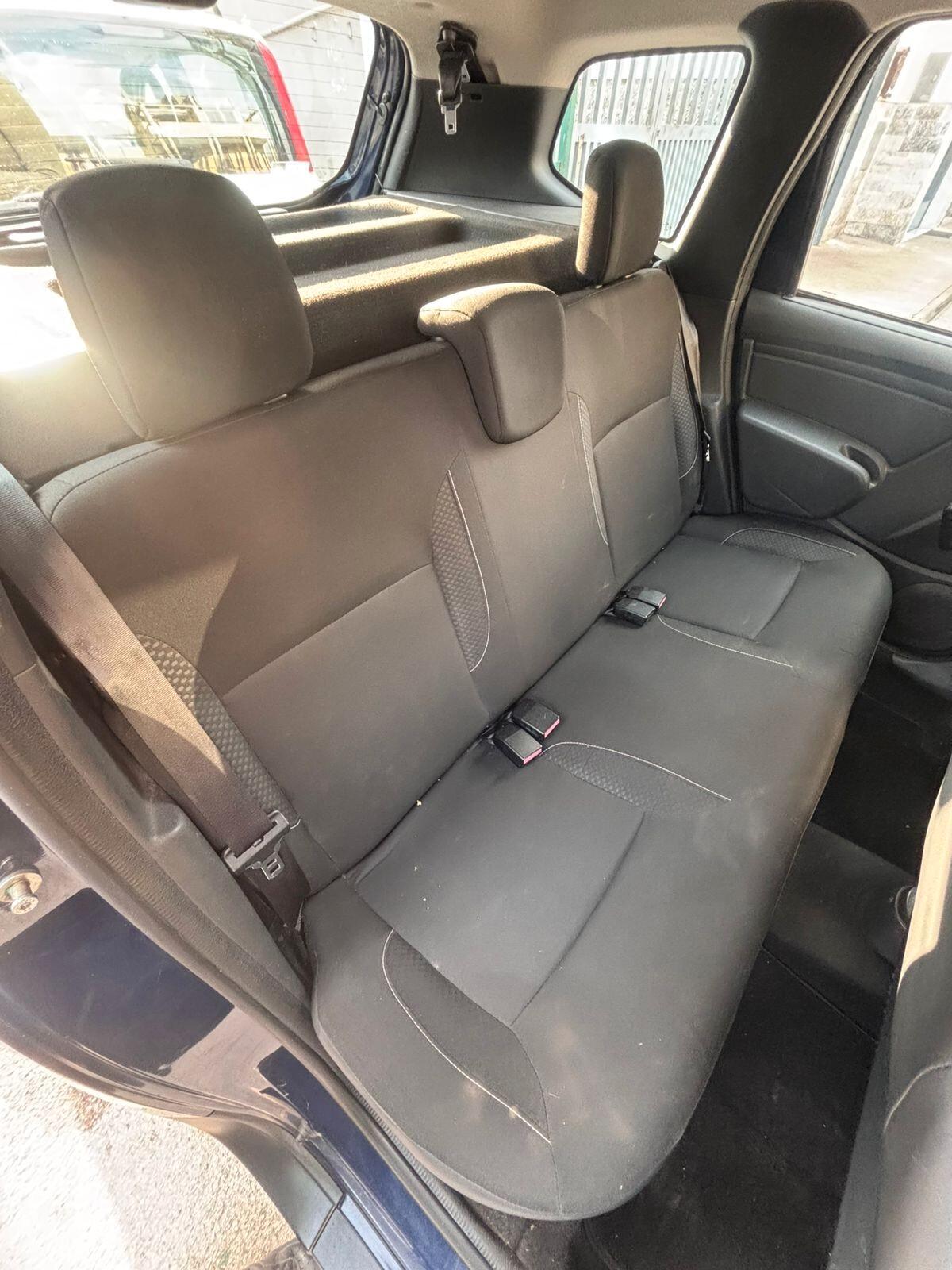 Dacia Duster 1.6 115 SES 4X2 GPL SERIE BLACK SHADOW