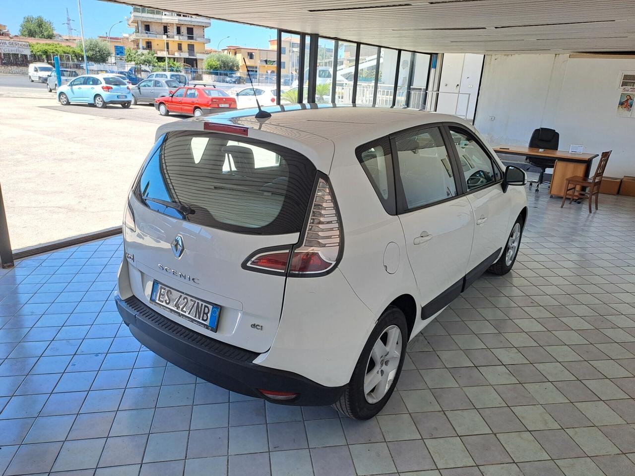 Renault Scénic XMod 1.5 dCi AUTOCARRO N1
