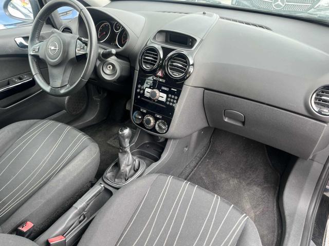 OPEL Corsa 1.2 3 porte Sport