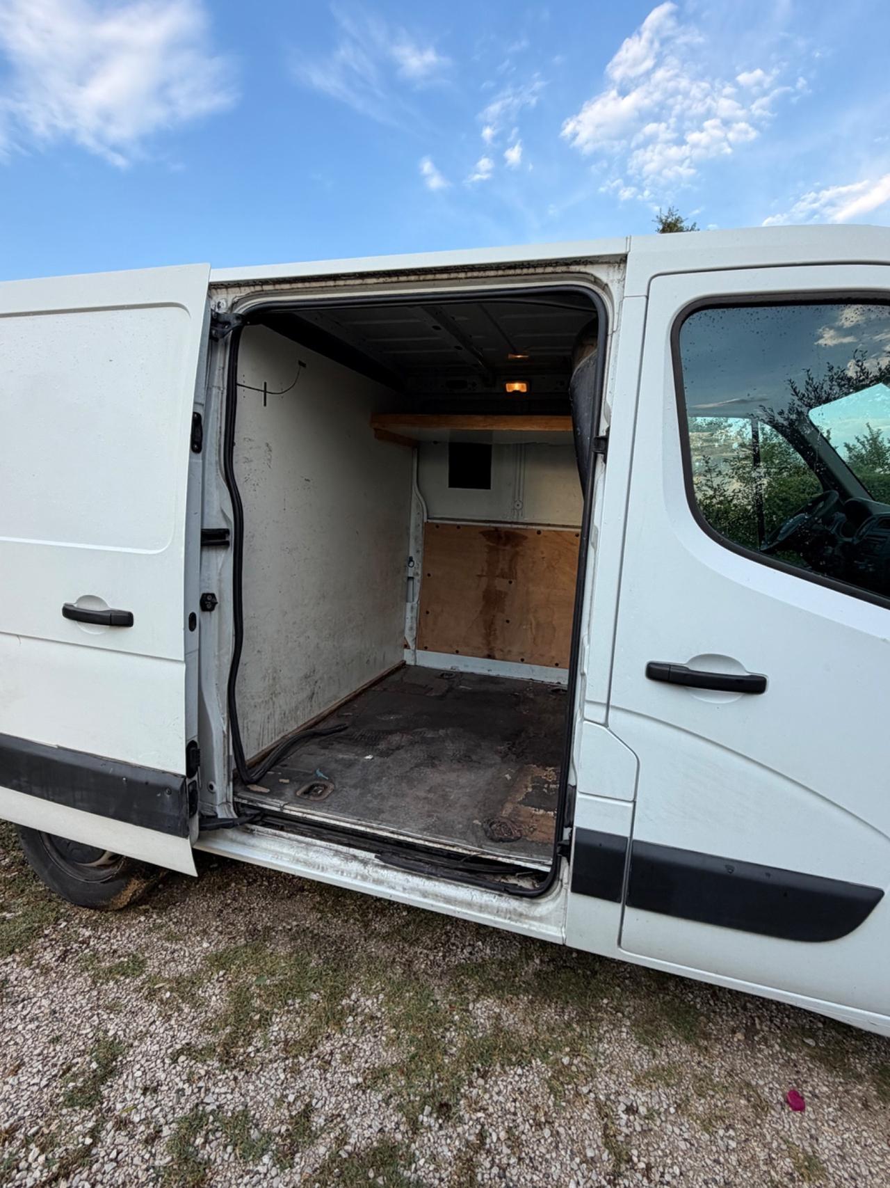 Nissan NV 400 2.3 diesel euro6d