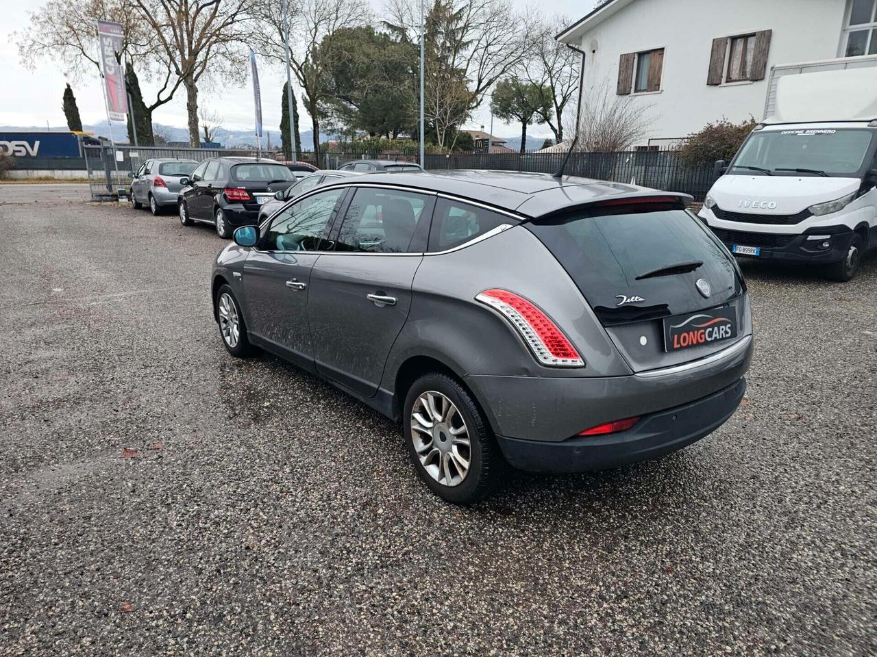 Lancia Delta 1.4 T-Jet 120 CV Oro