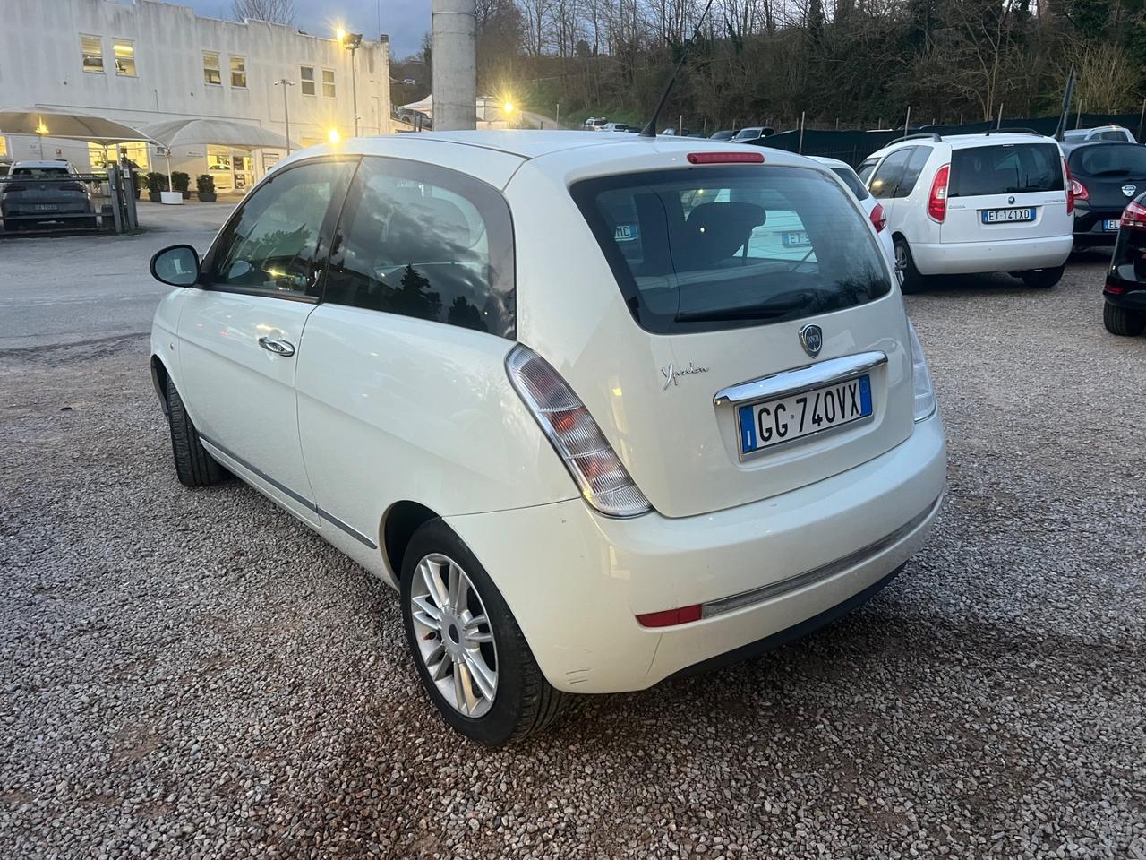 Lancia Ypsilon 1.2 69 CV Elle