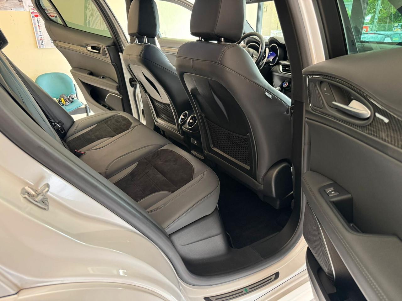 Alfa Romeo Stelvio 2.9 Bi-Turbo V6 510 CV AT8 Quadrifoglio