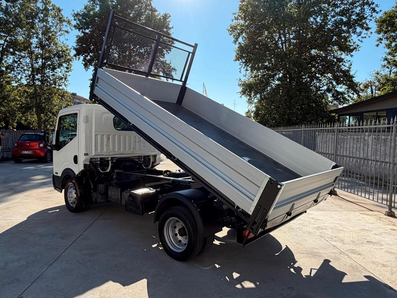 Nissan Cabstar 35.13 2.5 TDI 130CV RIBALTABILE