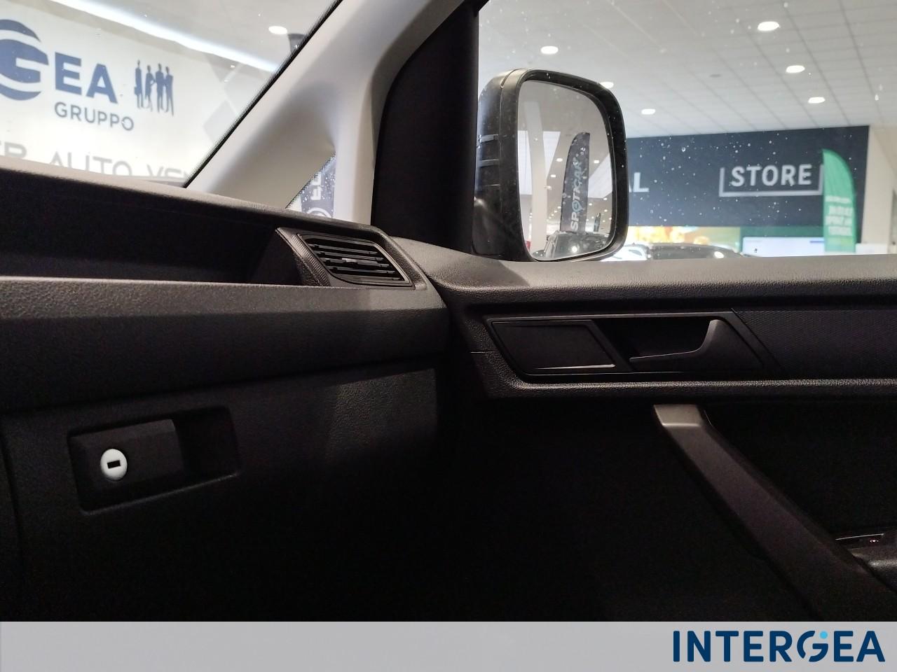 VOLKSWAGEN Caddy 2.0 tdi 122cv 4motion E6