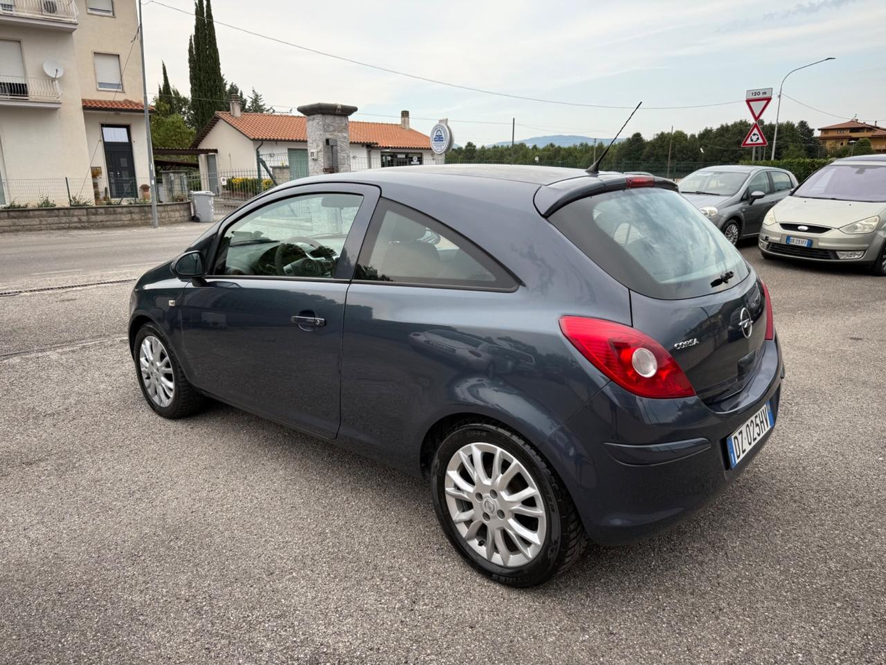 Opel Corsa 1.2 3 porte GPL-TECH Enjoy