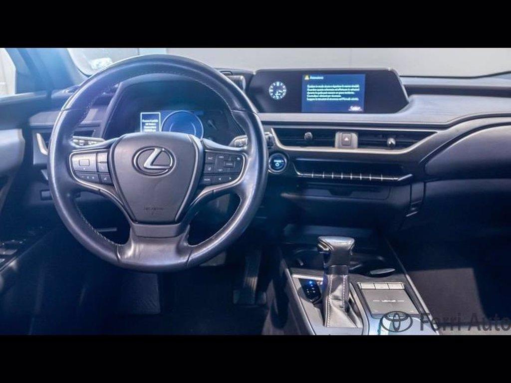 LEXUS Ux 250h 2.0 executive 2wd cvt del 2019