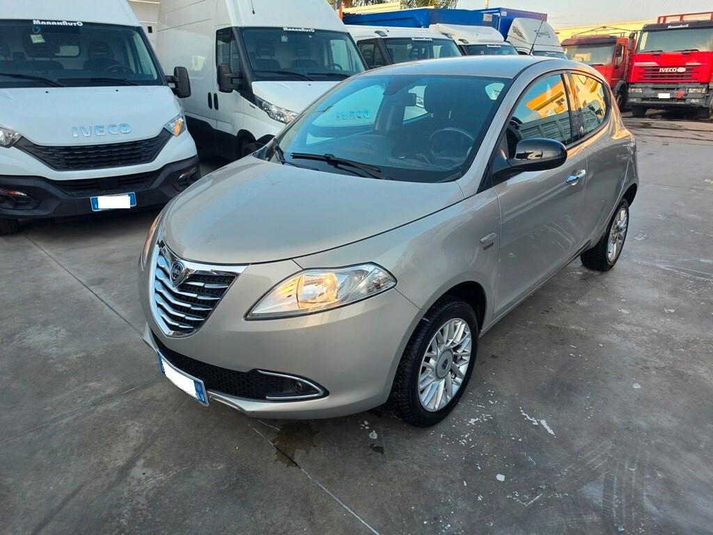 LANCIA YPSILON TWIN AIR METANO 5 PORTE-2013
