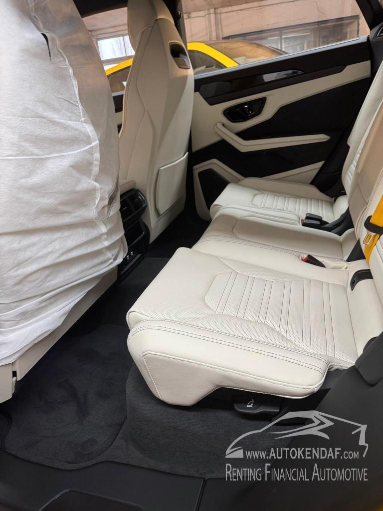 Lamborghini Urus 4.0 V8 phev SE auto